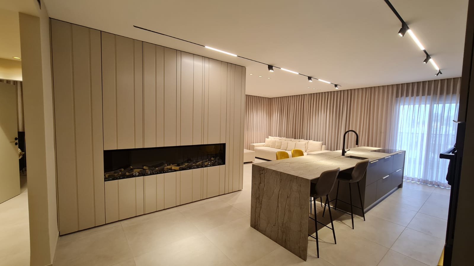 WhatsApp-Image-2024-11-21-at-13.24.09